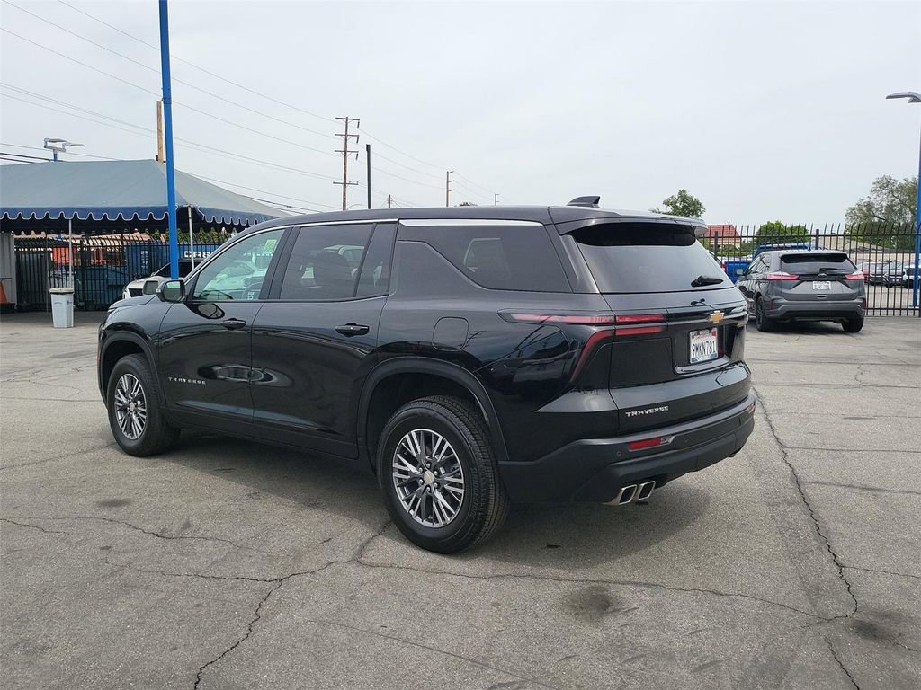 Certified 2024 Chevrolet Traverse LS w/ LPO, Floor Liner Package image 30