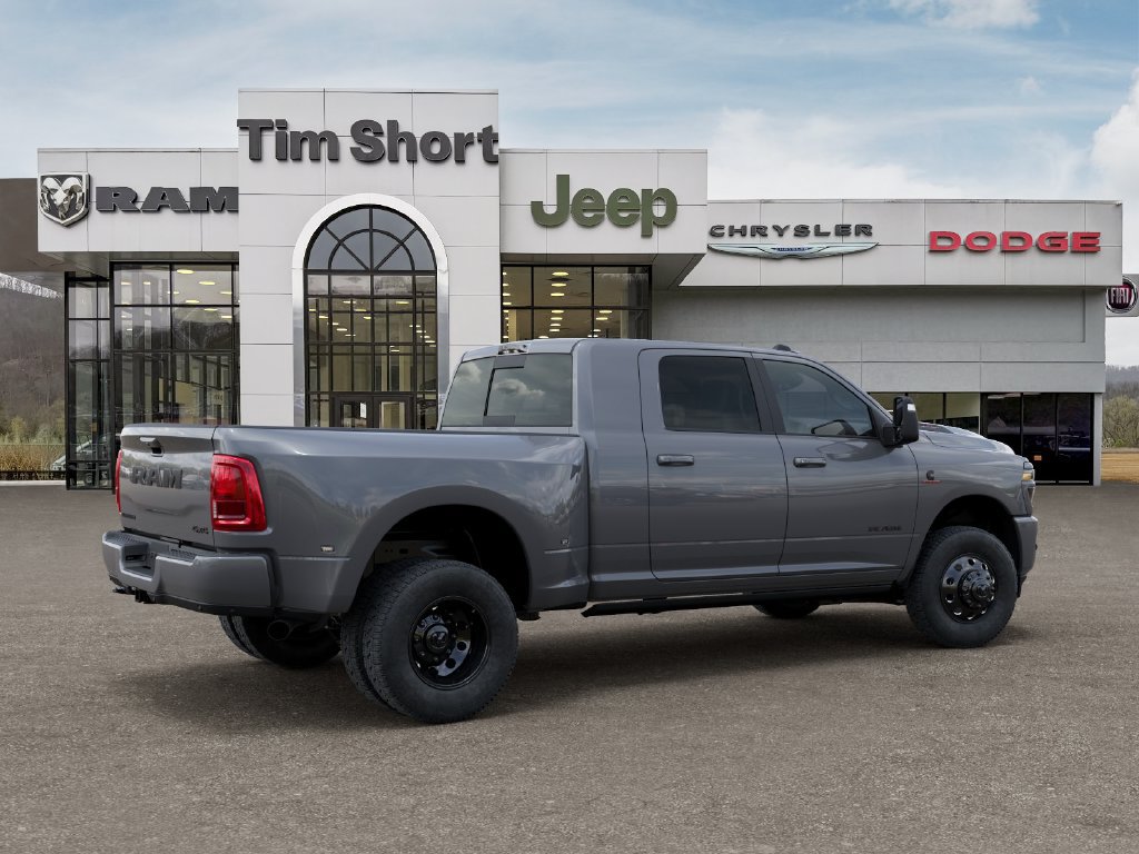 New 2027 RAM 3500 Laramie AWD/4WD image 4