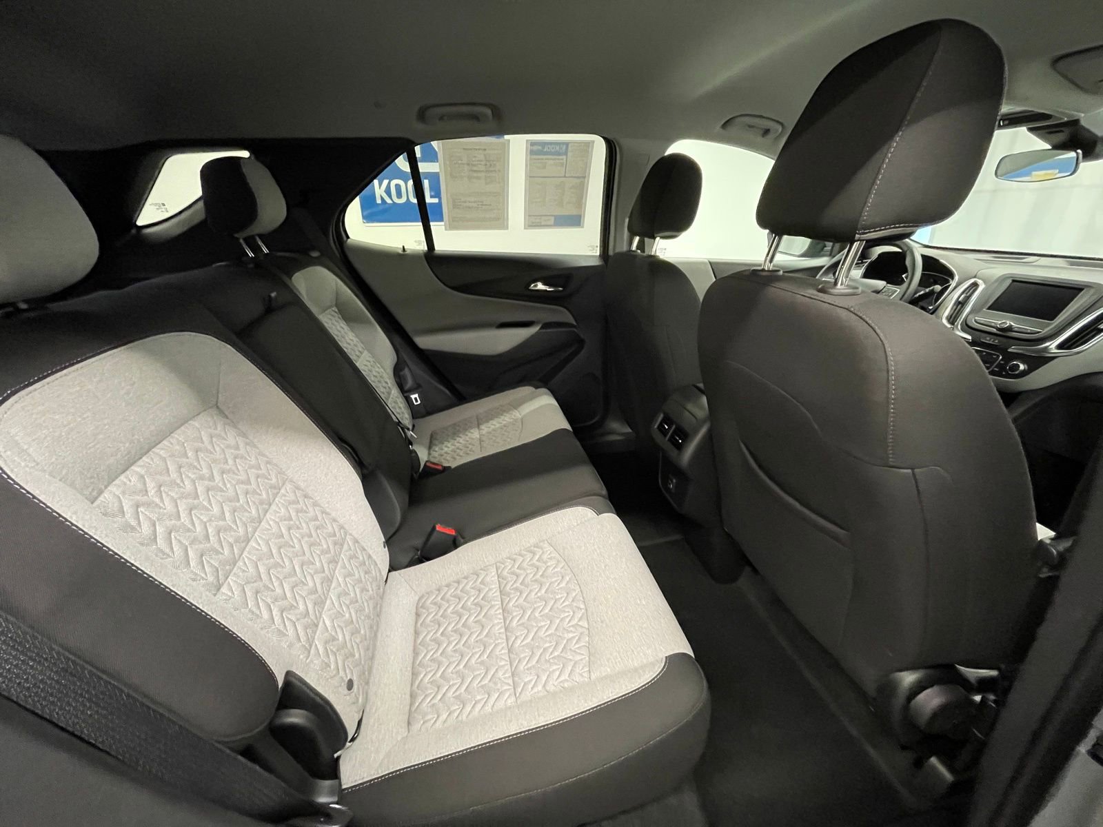 Used 2024 Chevrolet Equinox LT image 6