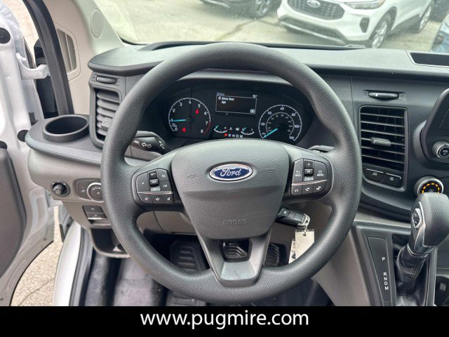 New 2025 Ford Transit 250 Low Roof RWD image 18