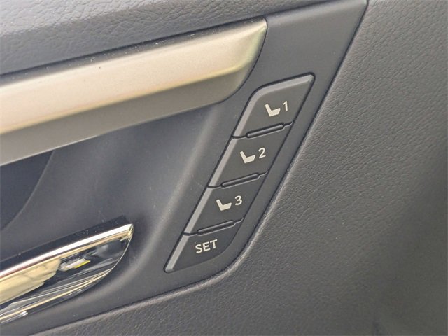 Used 2022 Lexus RX 350L FWD w/ Premium Package image 11