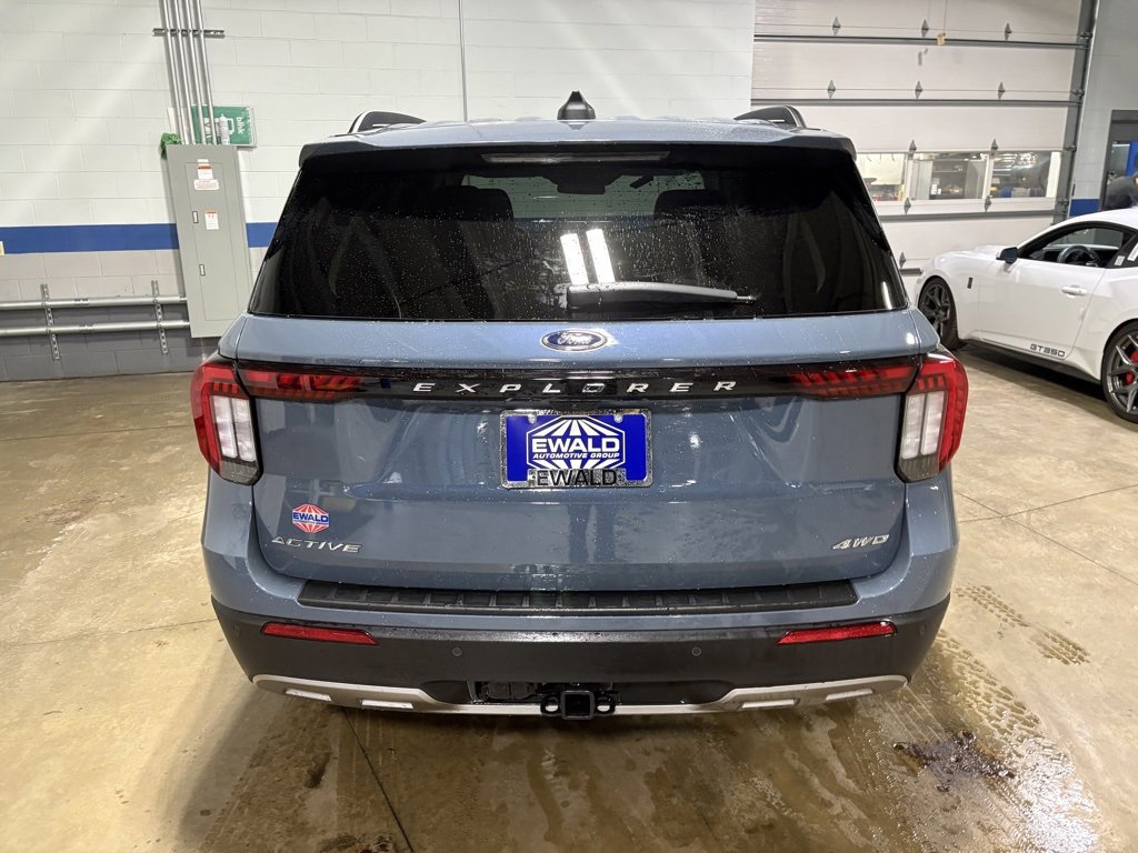 New 2026 Ford Explorer Active w/ Active Comfort Package image 7