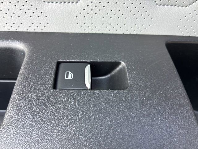 Used 2025 Ford Explorer Platinum w/ Ultimate Package image 20