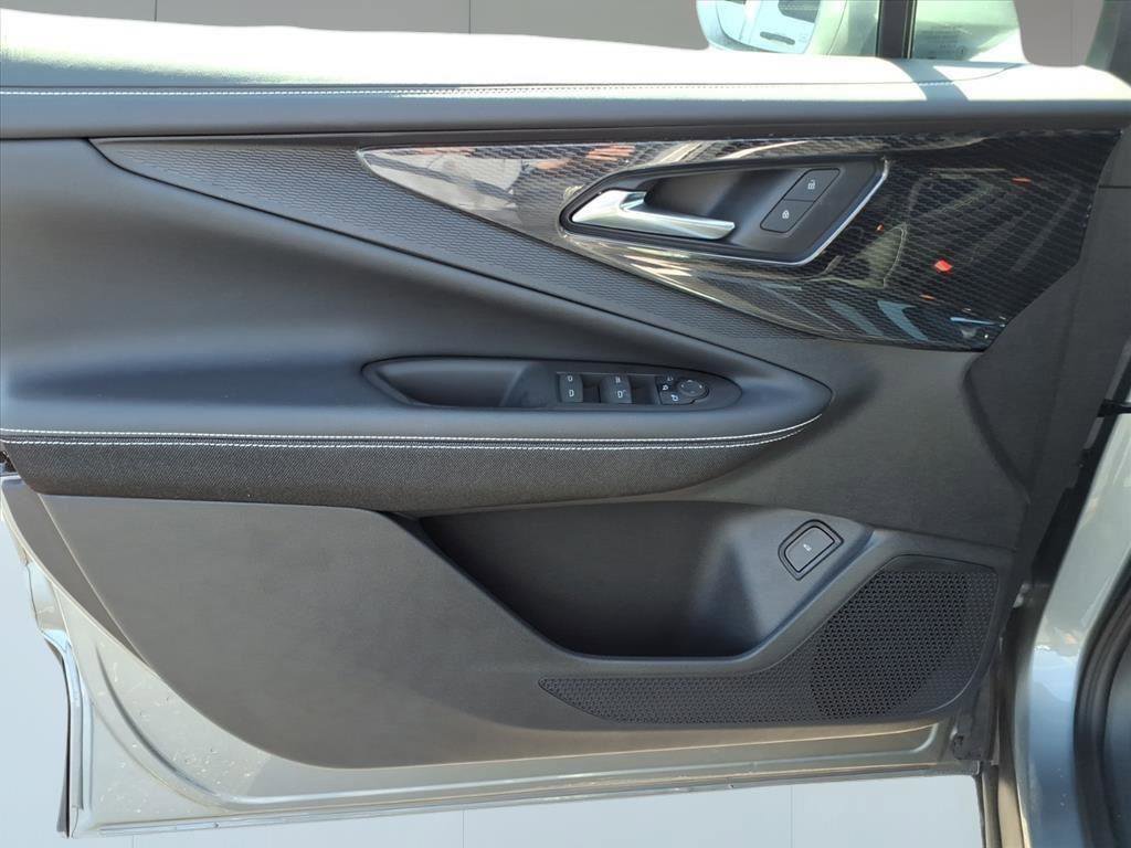 New 2025 Chevrolet Blazer EV LT AWD/4WD image 14