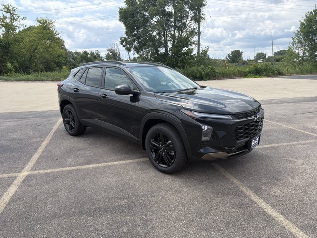 New 2026 Chevrolet Trax ACTIV w/ Driver Confidence Package FWD image 3