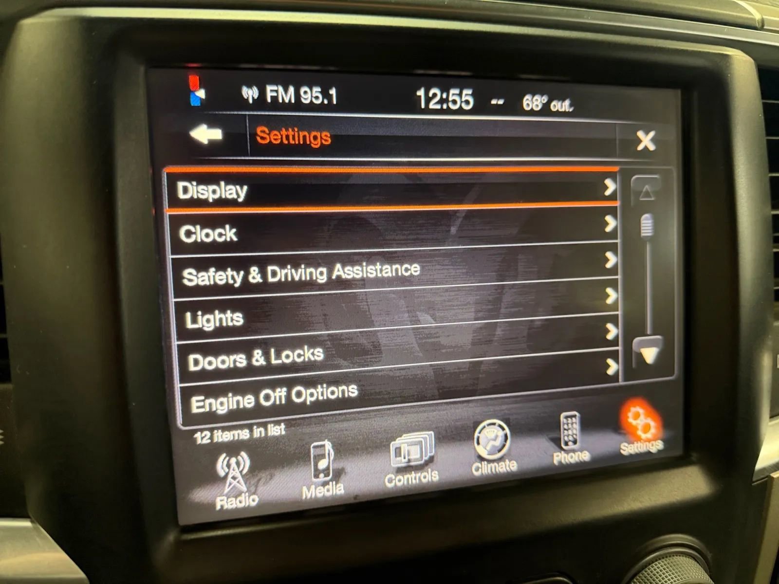 Used 2014 RAM 1500 Outdoorsman image 30