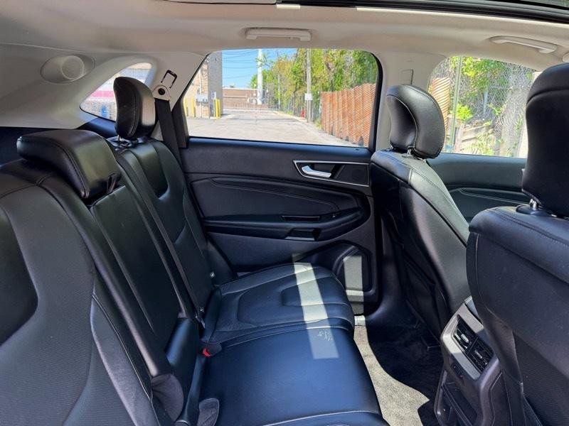 Used 2018 Ford Edge Titanium w/ Canadian Touring Package AWD/4WD image 22
