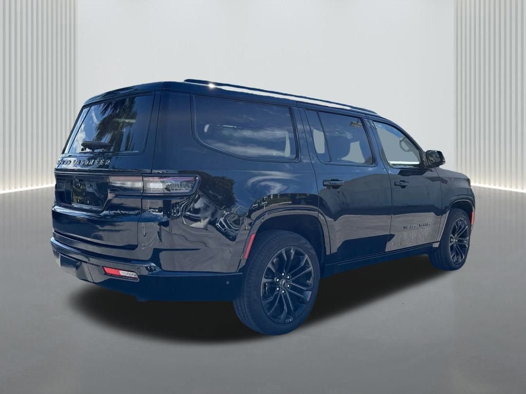 Used 2024 Jeep Grand Wagoneer Series III w/ Rear Seat Video Group 1 image 5