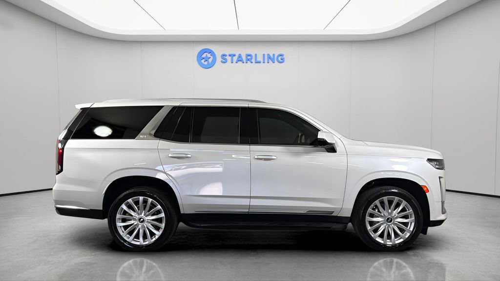 Used 2022 Cadillac Escalade Luxury image 11