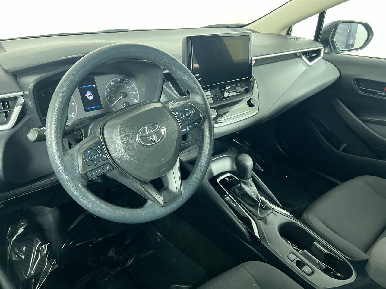 Used 2024 Toyota Corolla LE FWD image 27