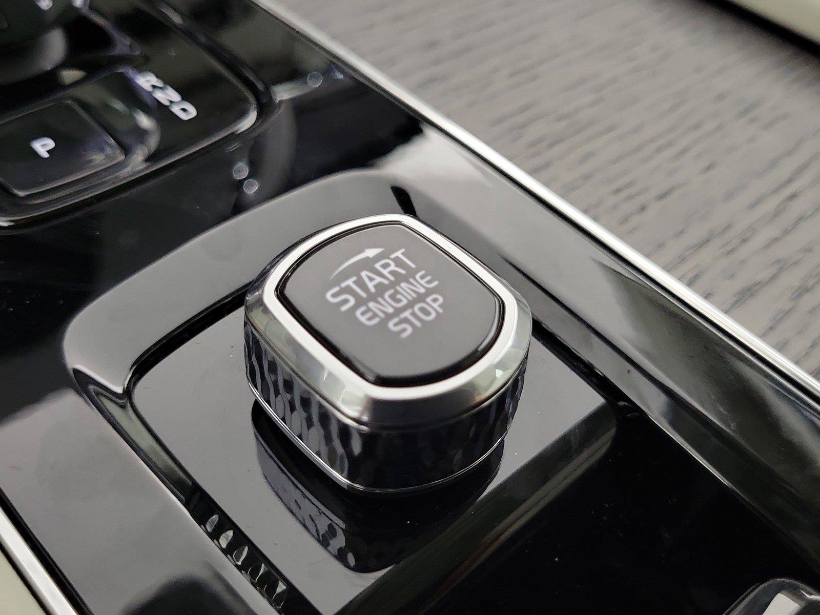 New 2027 Volvo XC90 B6 Ultra AWD/4WD image 33
