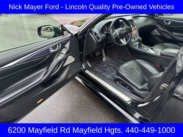 Used 2017 INFINITI Q60 Red Sport 400 image 19