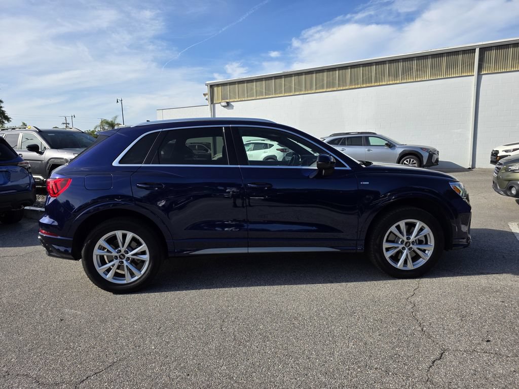 Used 2022 Audi Q3 2.0T Premium Plus AWD/4WD image 2