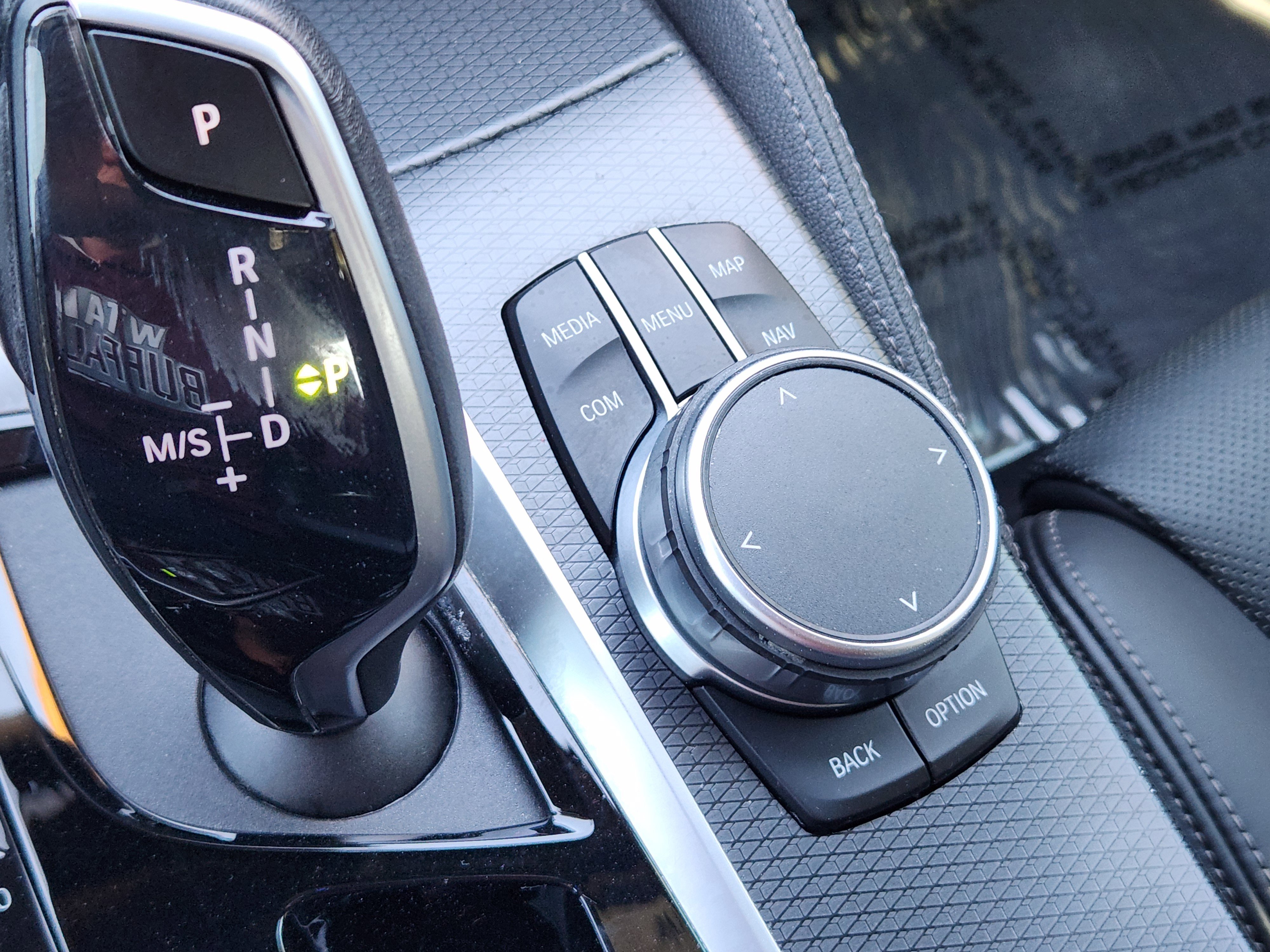 Used 2021 BMW M550i xDrive M550i xDrive w/ Premium Package image 26