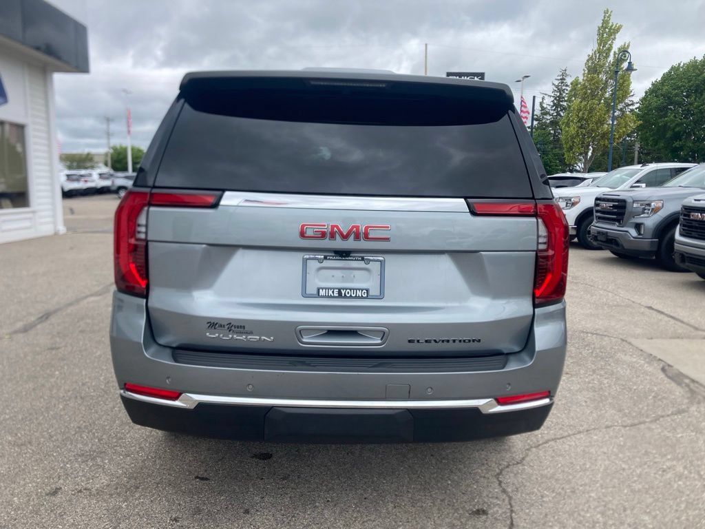Used 2025 GMC Yukon Elevation AWD/4WD image 6
