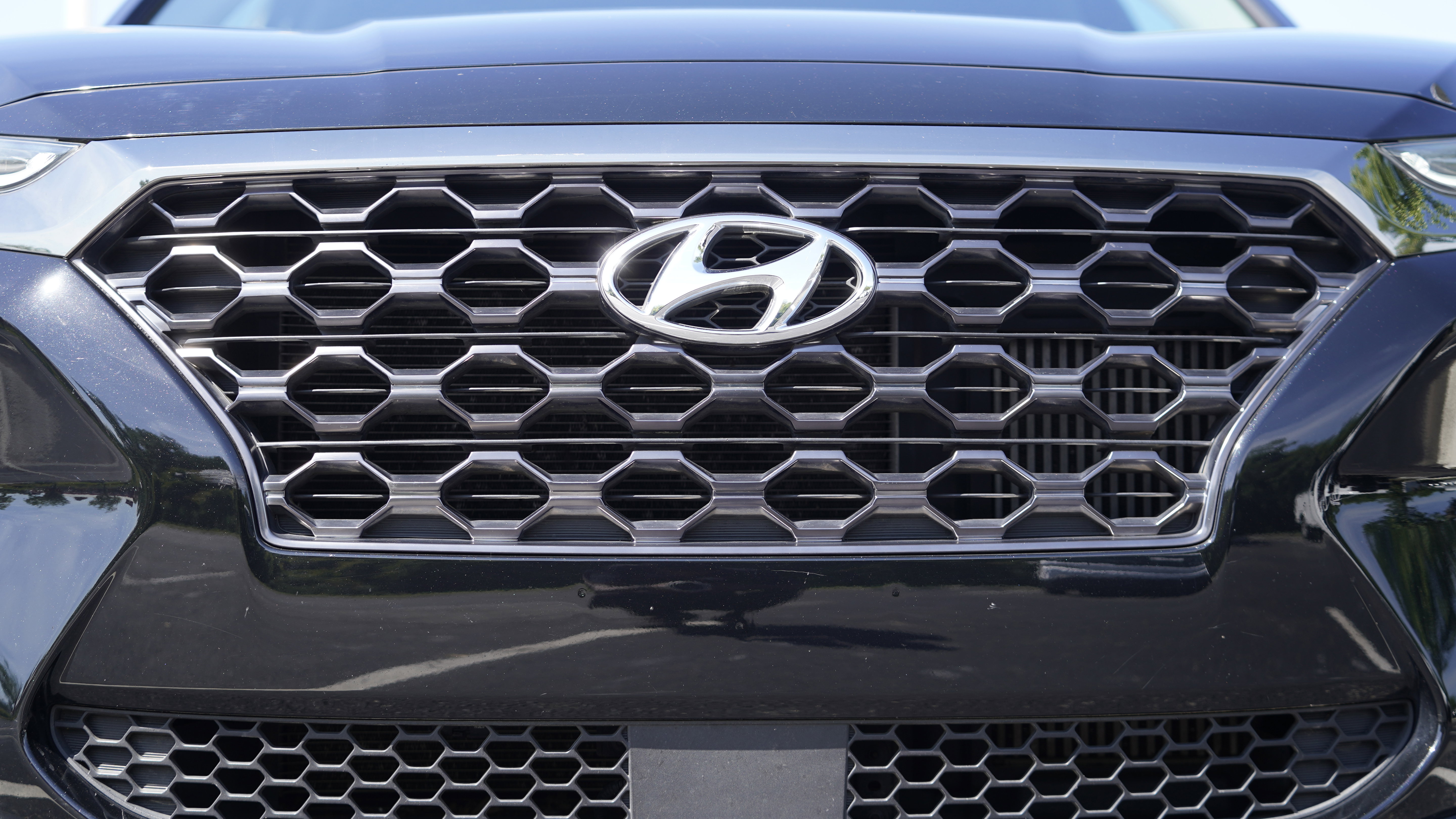 Used 2019 Hyundai Santa Fe Limited FWD image 34