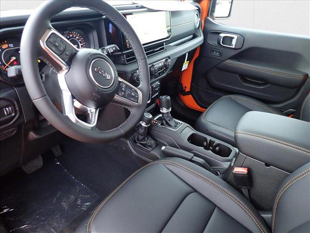 New 2025 Jeep Wrangler Sahara image 10