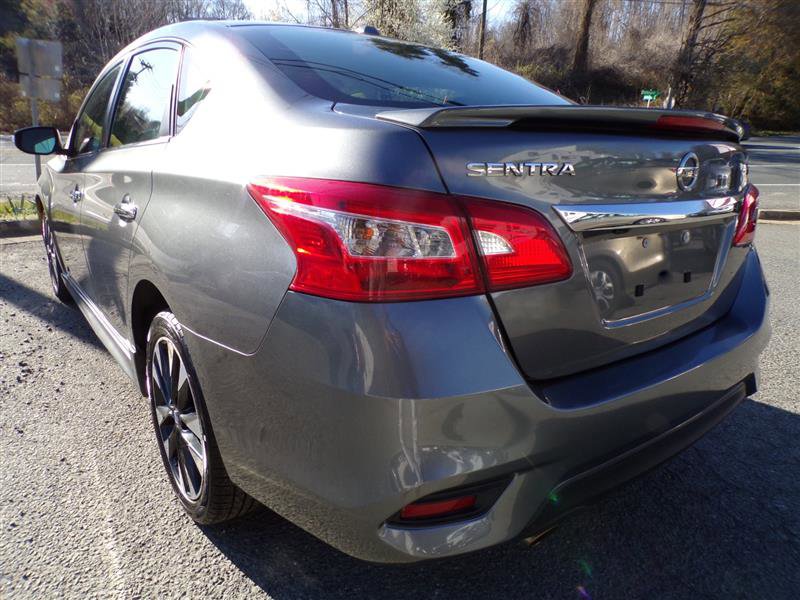 Used 2019 Nissan Sentra SR image 6