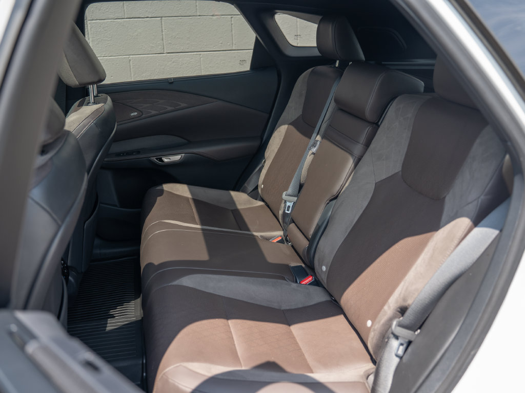 Used 2023 Lexus RX 350 FWD w/ Cold Area Package image 19