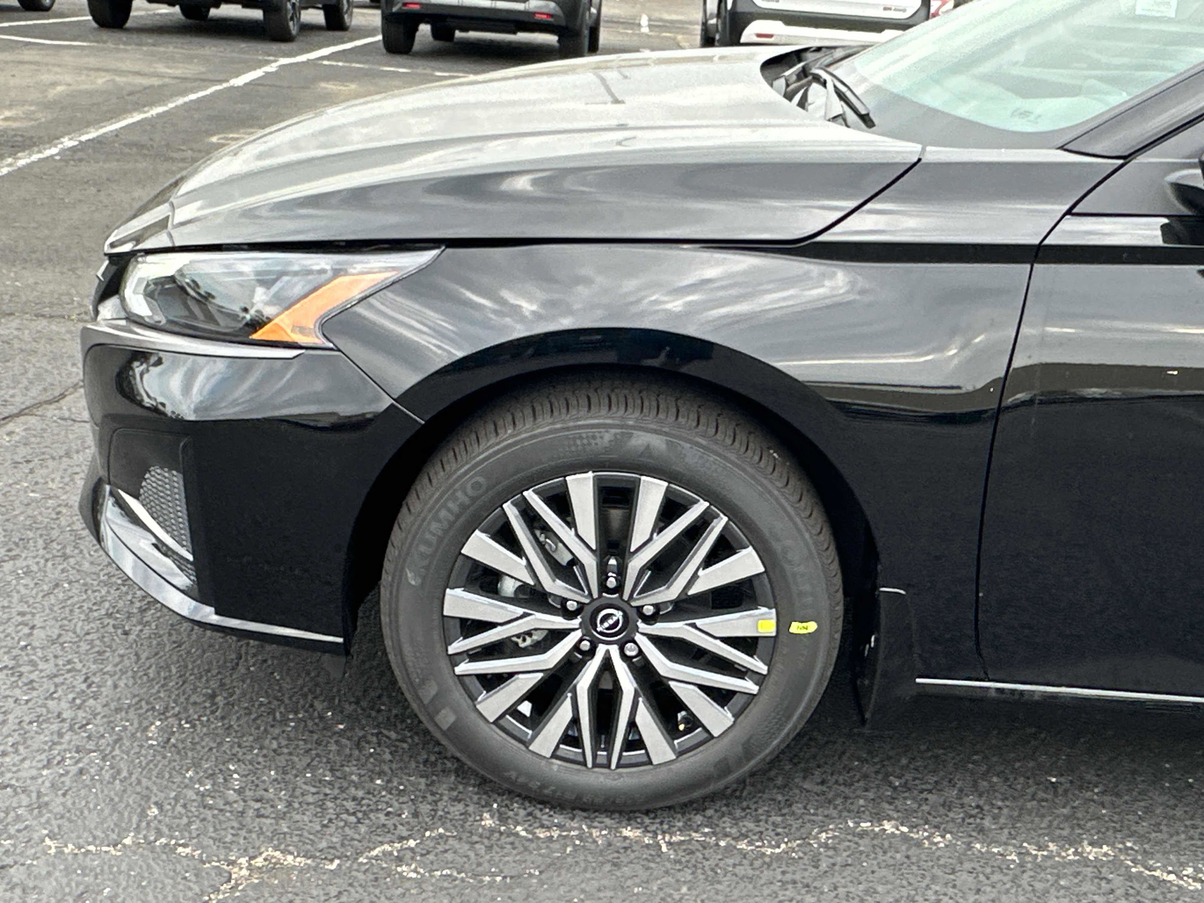 New 2026 Nissan Altima 2.5 SV AWD/4WD image 7