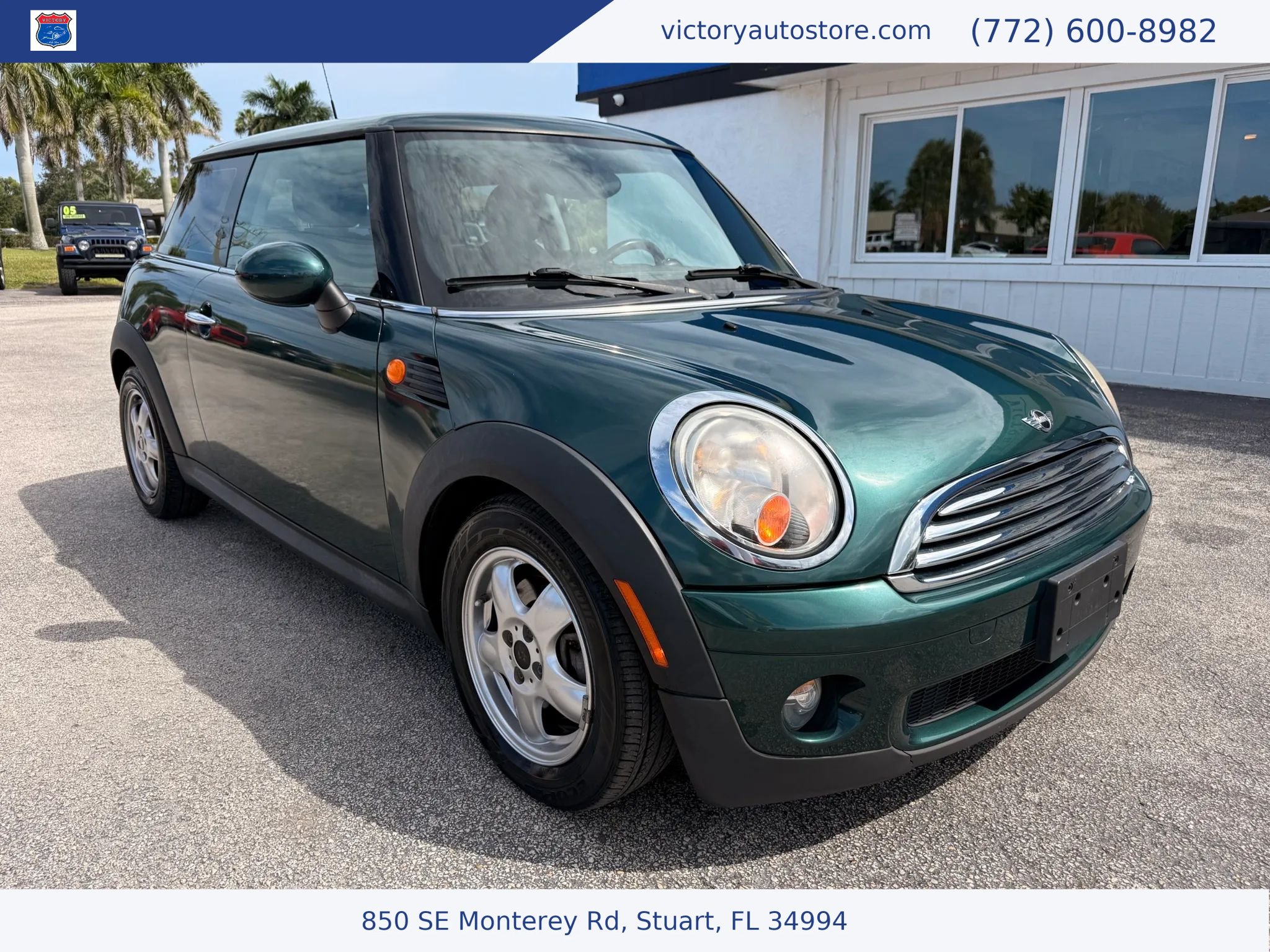 Used 2009 MINI Cooper Hardtop FWD image 1