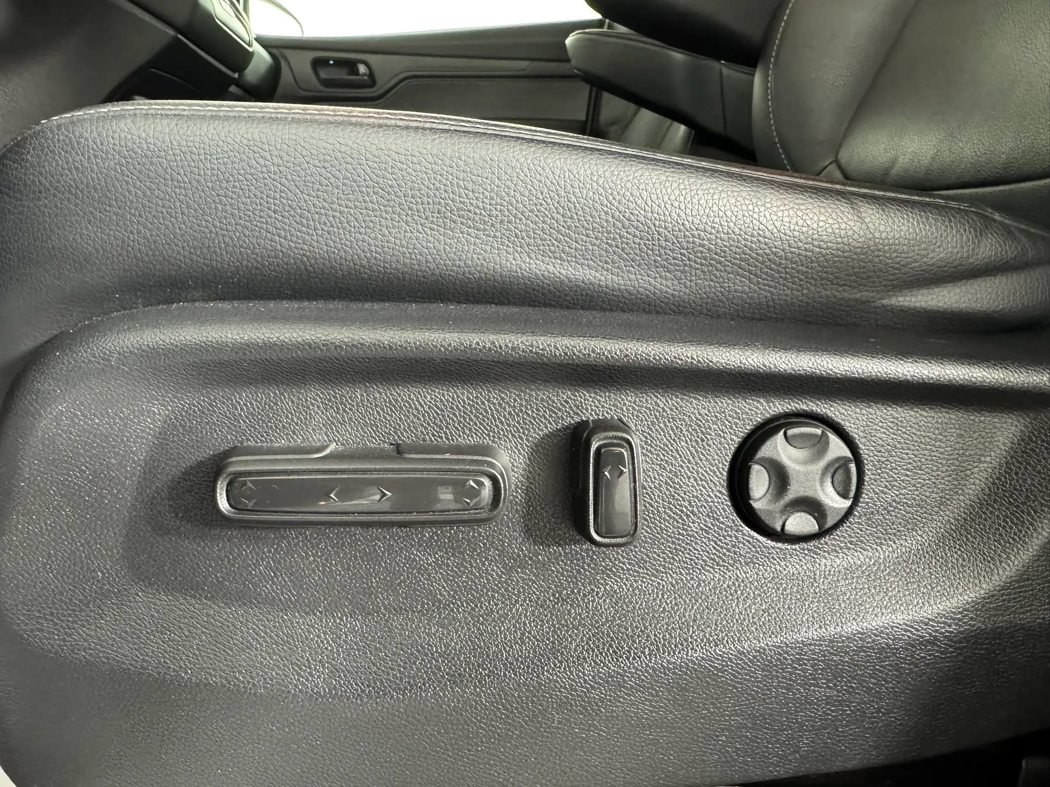 Used 2022 Honda Odyssey EX-L image 34