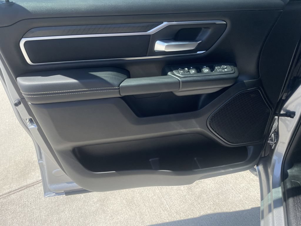 New 2025 RAM 1500 Lone Star AWD/4WD image 11