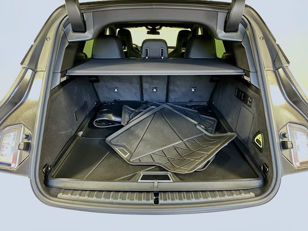 Used 2025 BMW iX xDrive50 image 26