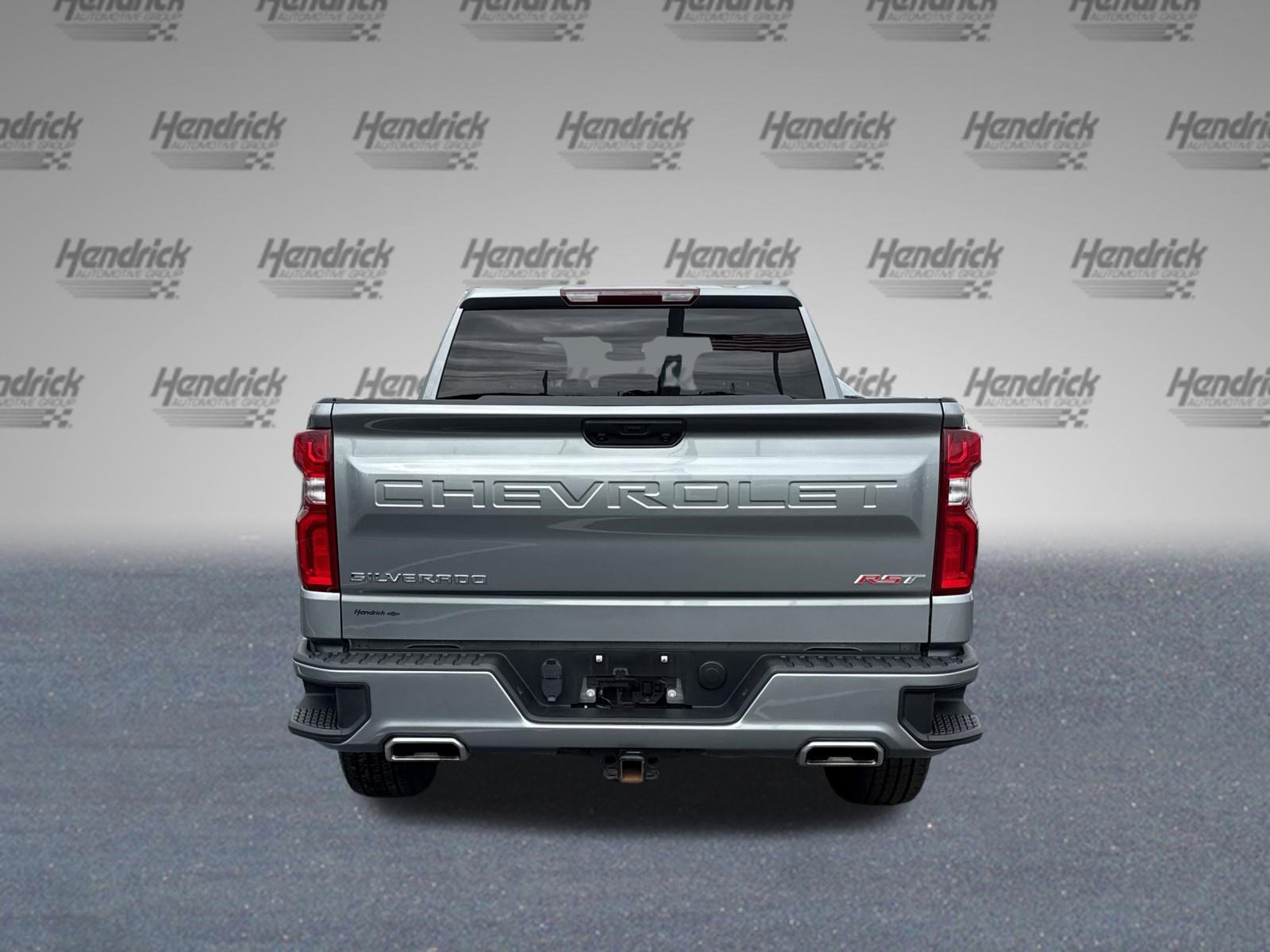 Used 2023 Chevrolet Silverado 1500 RST w/ Z71 Off-Road Package AWD/4WD image 8