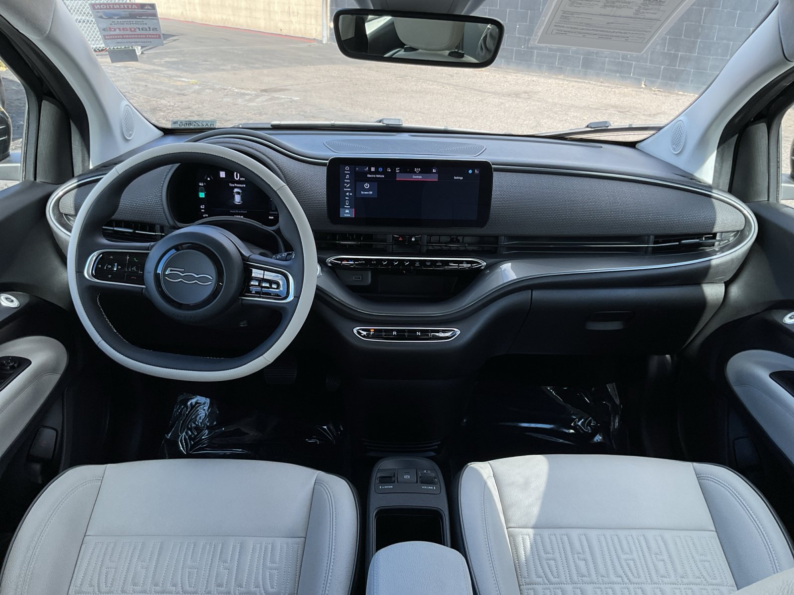 Used 2024 FIAT 500 e FWD image 18