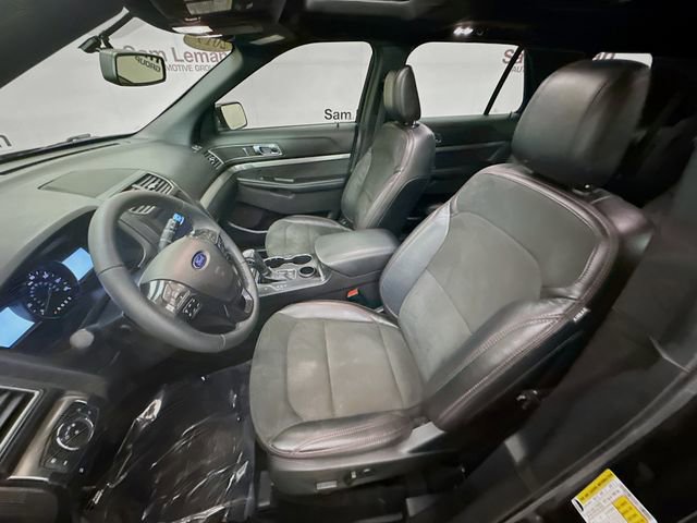 Used 2019 Ford Explorer XLT w/ Equipment Group 202A image 20