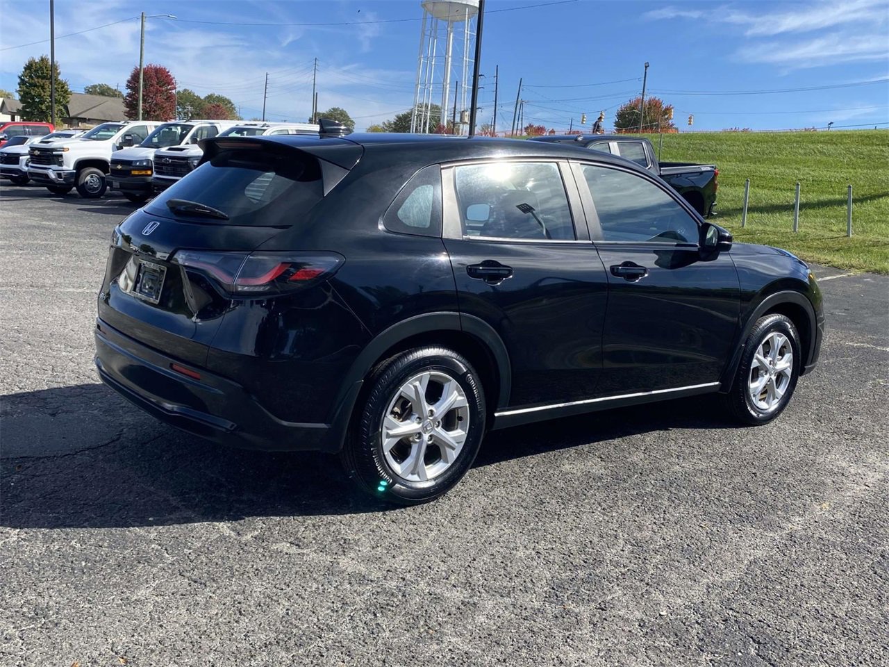 Used 2023 Honda HR-V LX image 7