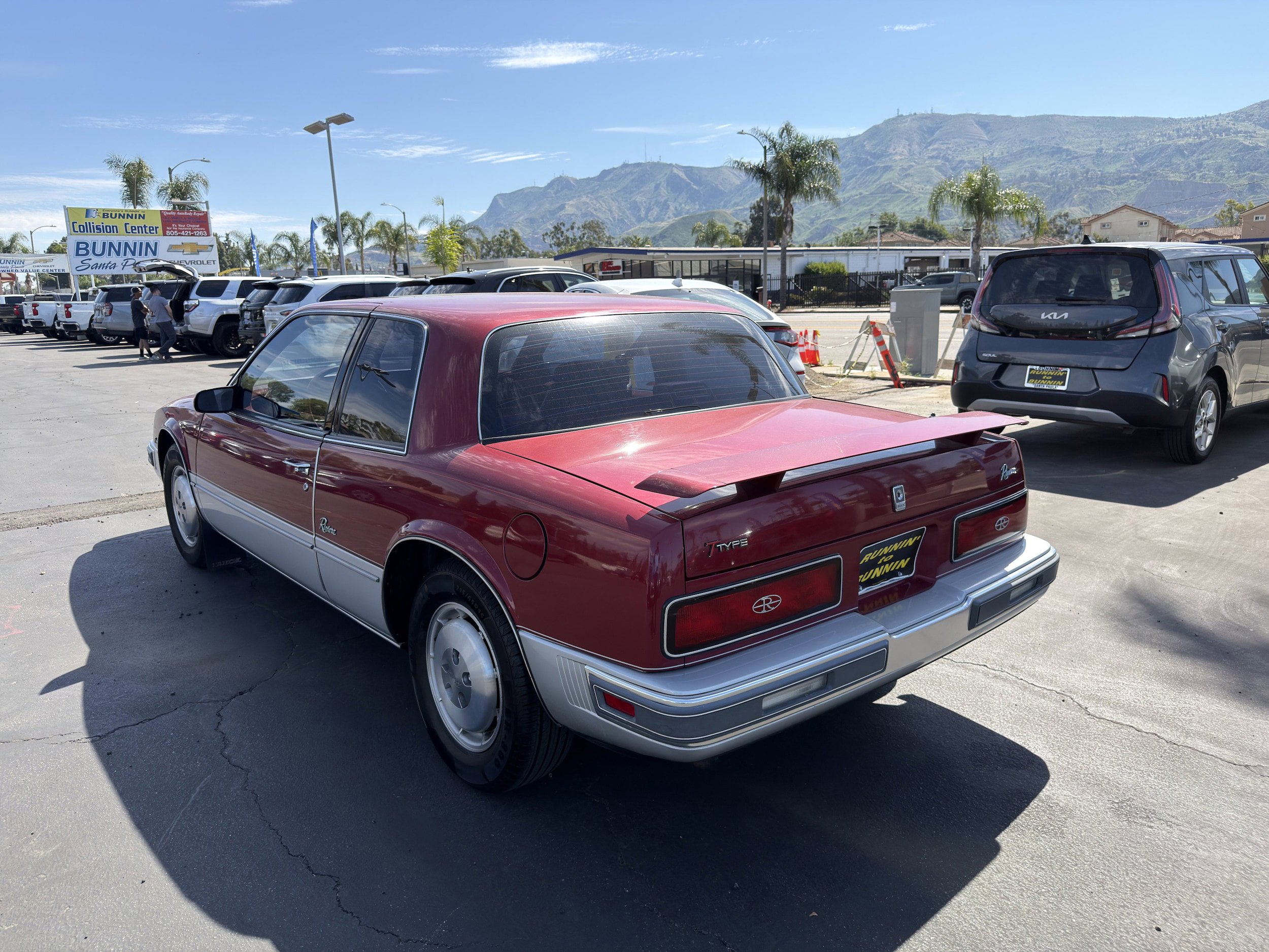 Used 1988 Buick Riviera Coupe image 6