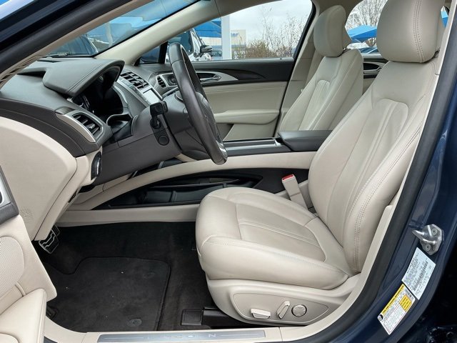 Used 2019 Lincoln MKZ Reserve w/ Reserve Plus Package image 9