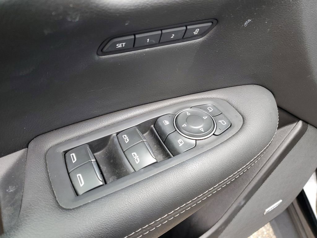 Certified 2023 Cadillac XT5 Premium Luxury FWD image 21