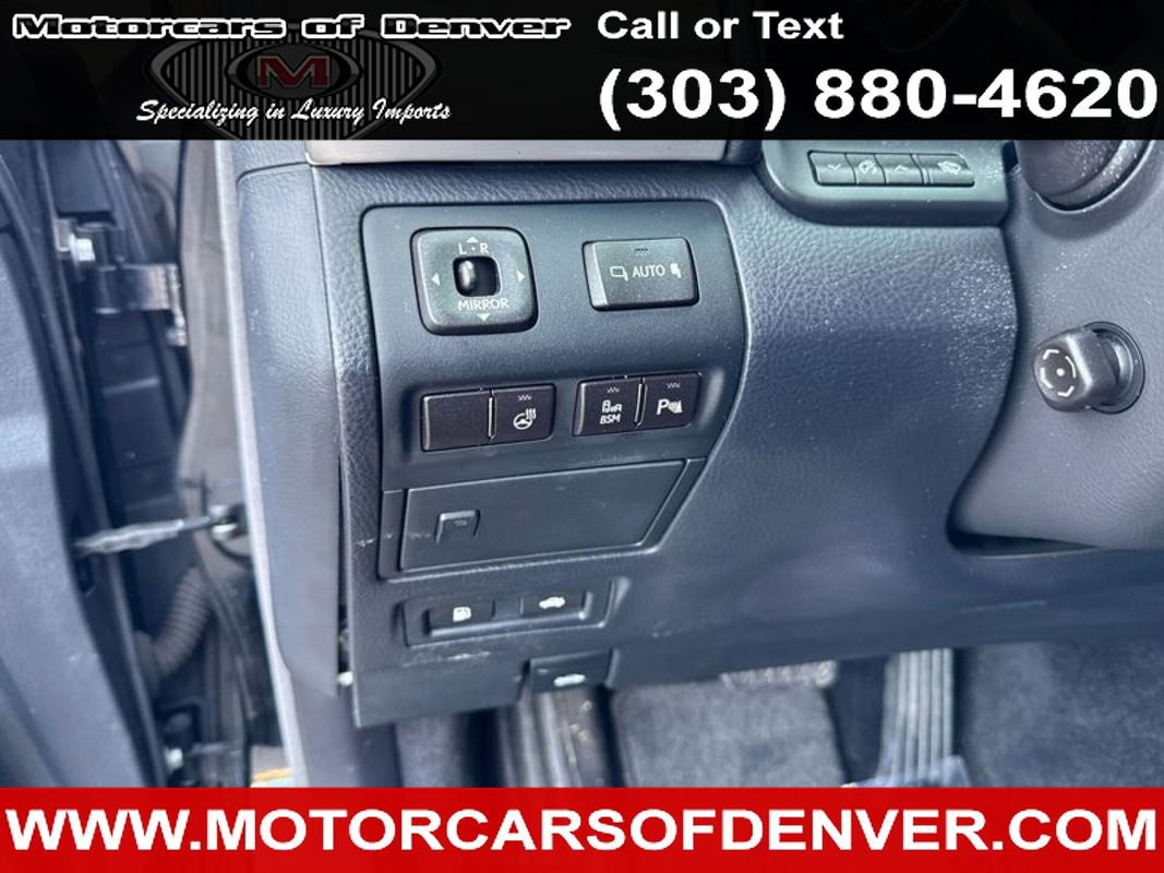 Used 2016 Lexus LS 460 w/ Comfort Package image 21