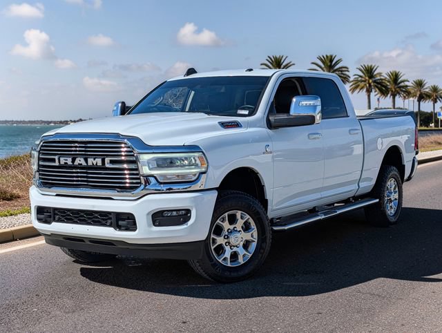 Used 2024 RAM 2500 Laramie w/ Safety Group AWD/4WD image 2