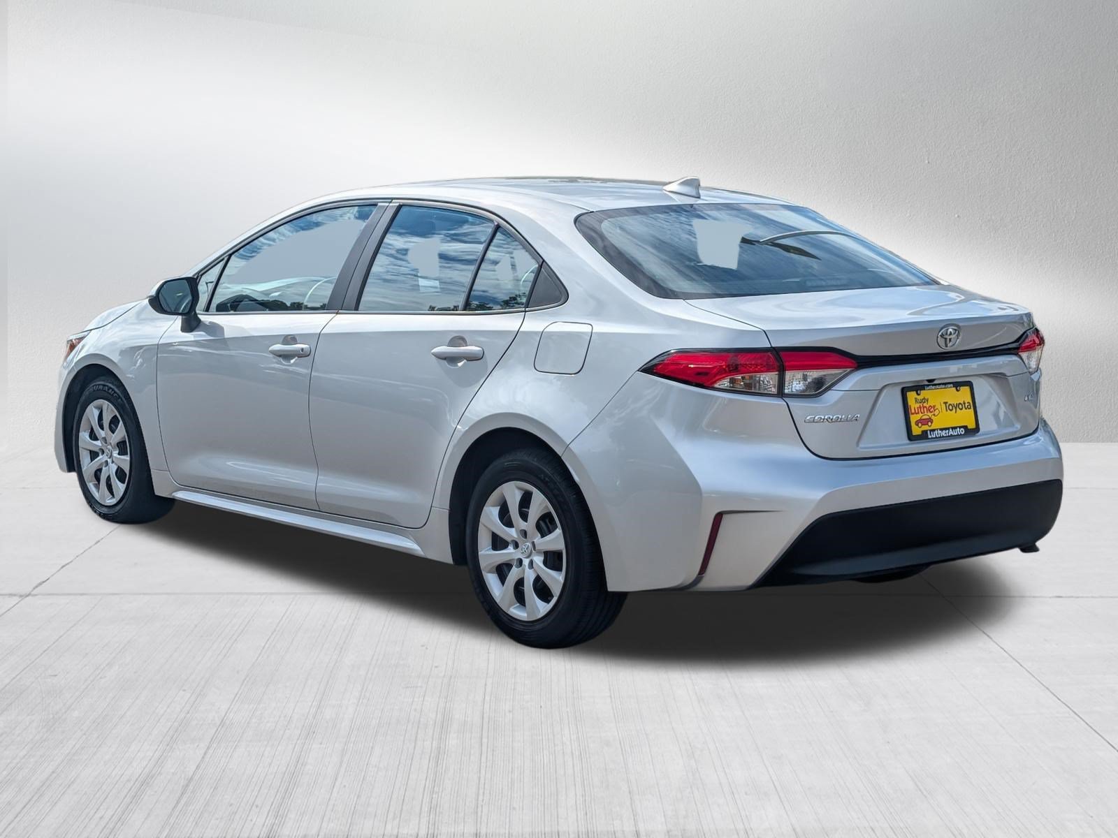 Certified 2024 Toyota Corolla LE FWD image 5