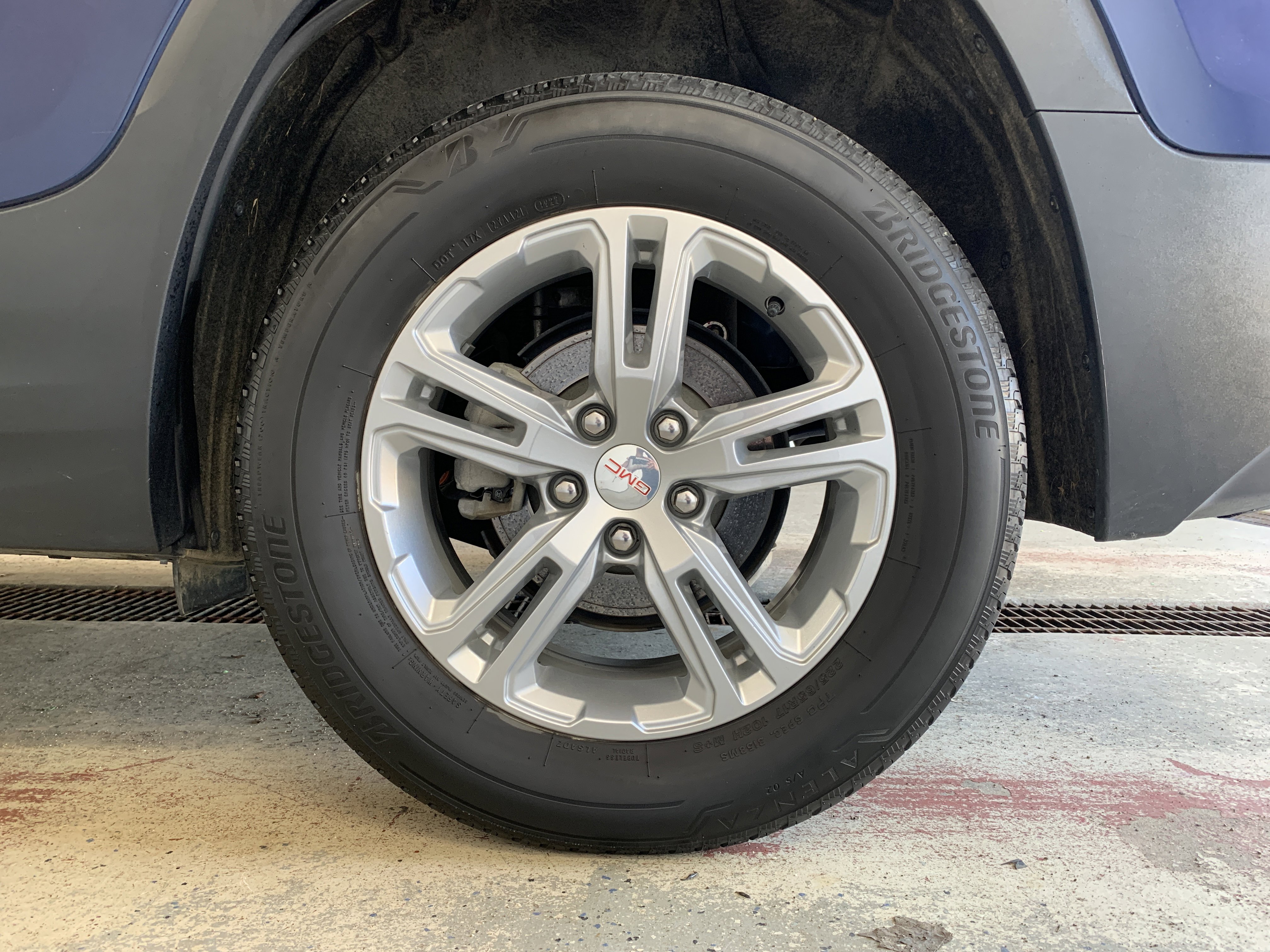 Used 2022 GMC Terrain SLE w/ Driver Convenience Package image 9