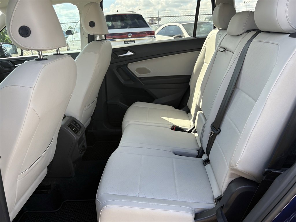 Used 2021 Volkswagen Tiguan SE image 25