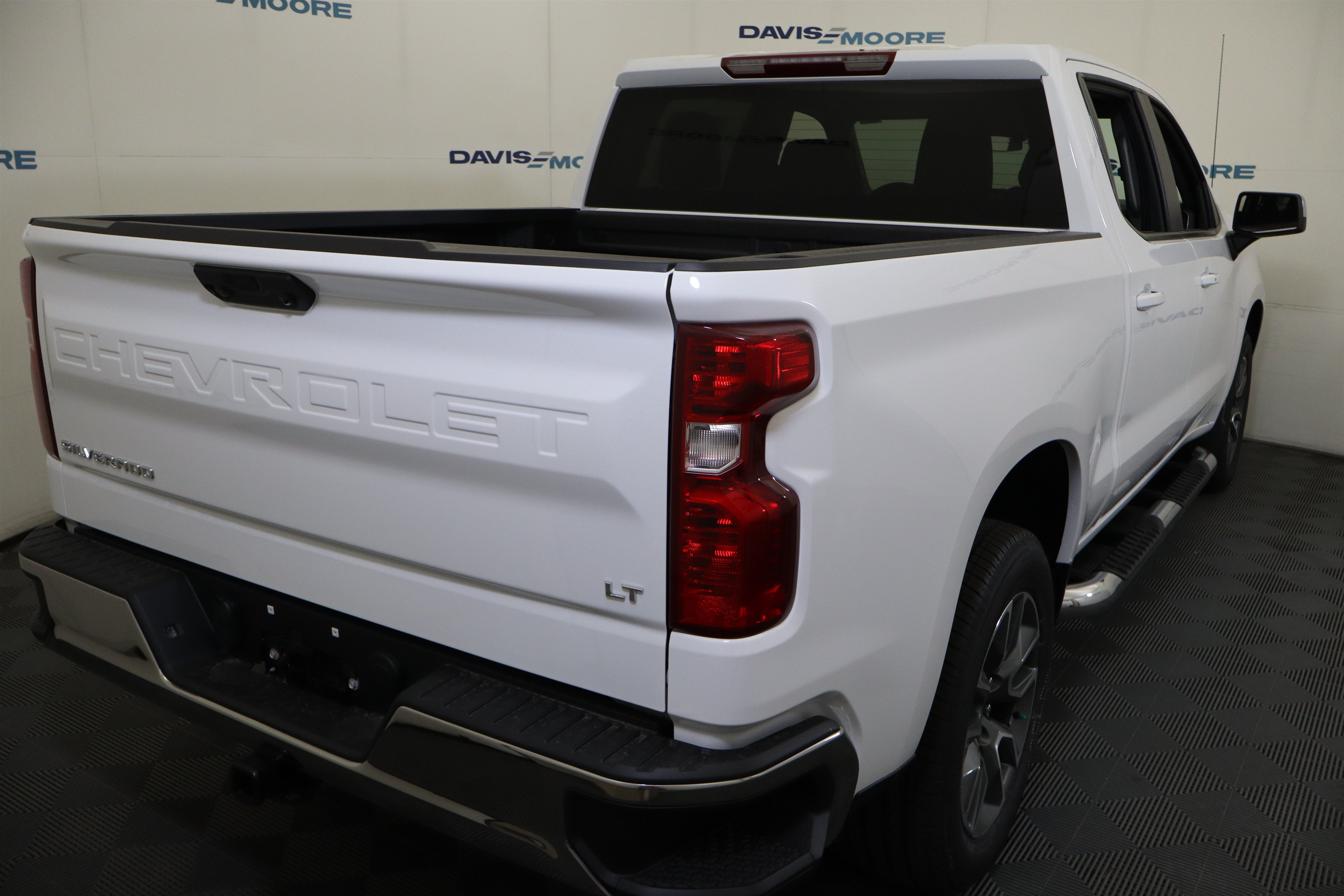 New 2026 Chevrolet Silverado 1500 LT w/ Protection Package RWD image 6