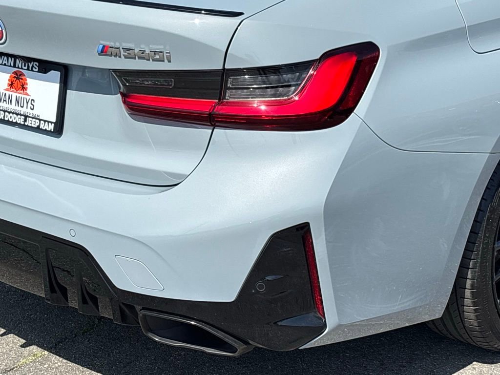 Used 2023 BMW M340i xDrive image 6