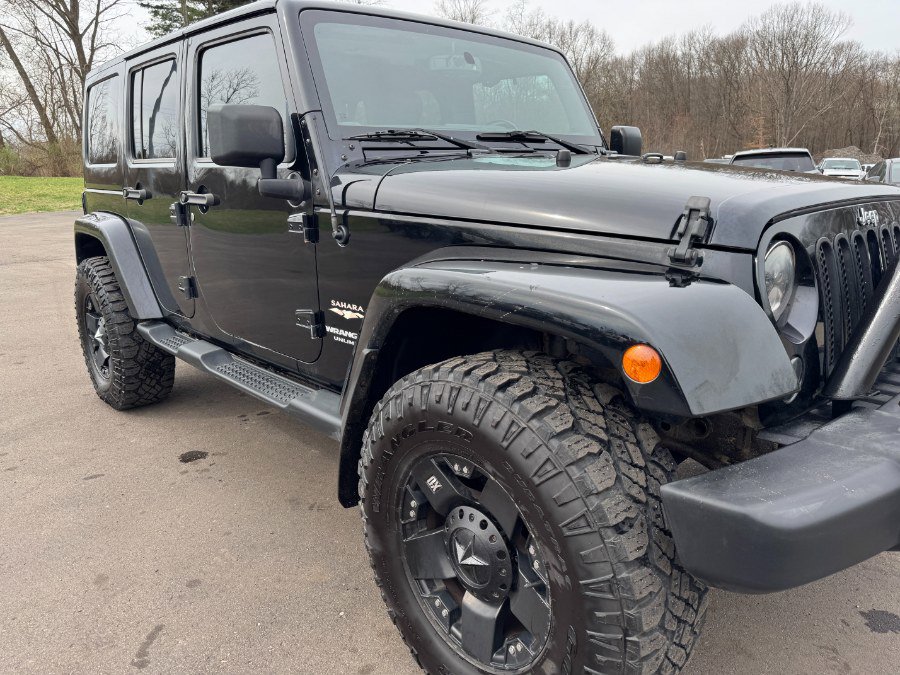 Used 2015 Jeep Wrangler Unlimited Sahara w/ Katzkin Premium Leather Group AWD/4WD image 12
