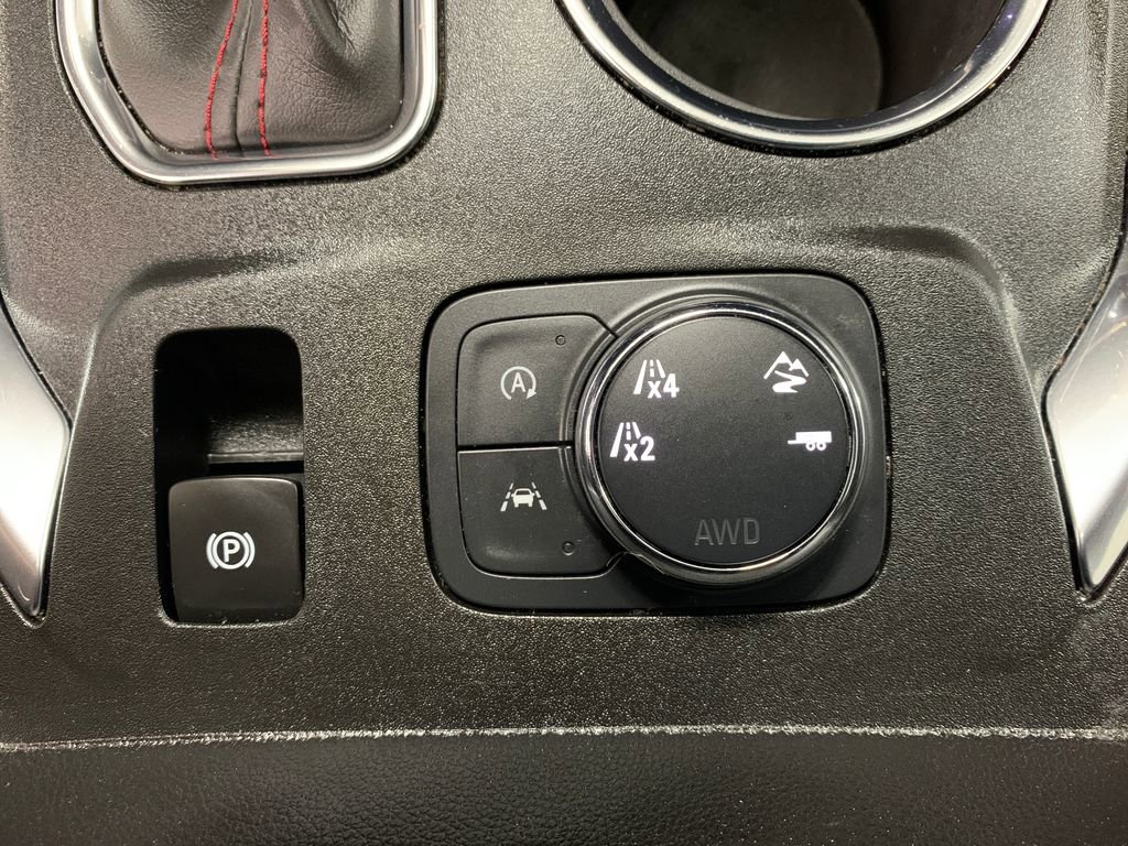 Used 2023 Chevrolet Traverse RS AWD/4WD image 29