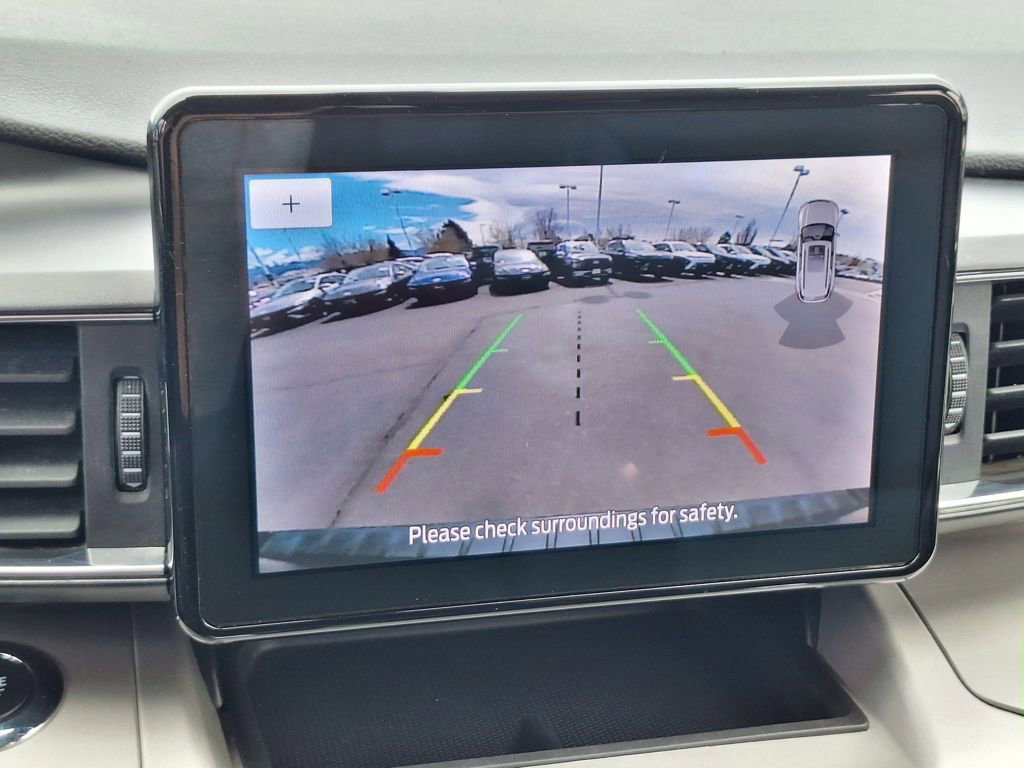 Used 2024 Ford Explorer XLT w/ Equipment Group 202A image 23