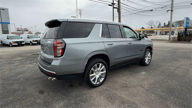 Used 2024 Chevrolet Tahoe High Country w/ Advanced Technology Package image 8