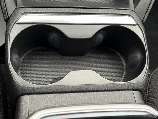 Used 2025 GMC Terrain Elevation image 23