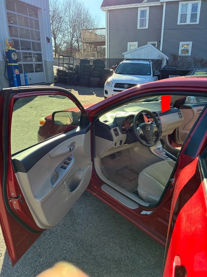 Used 2011 Toyota Corolla LE image 13