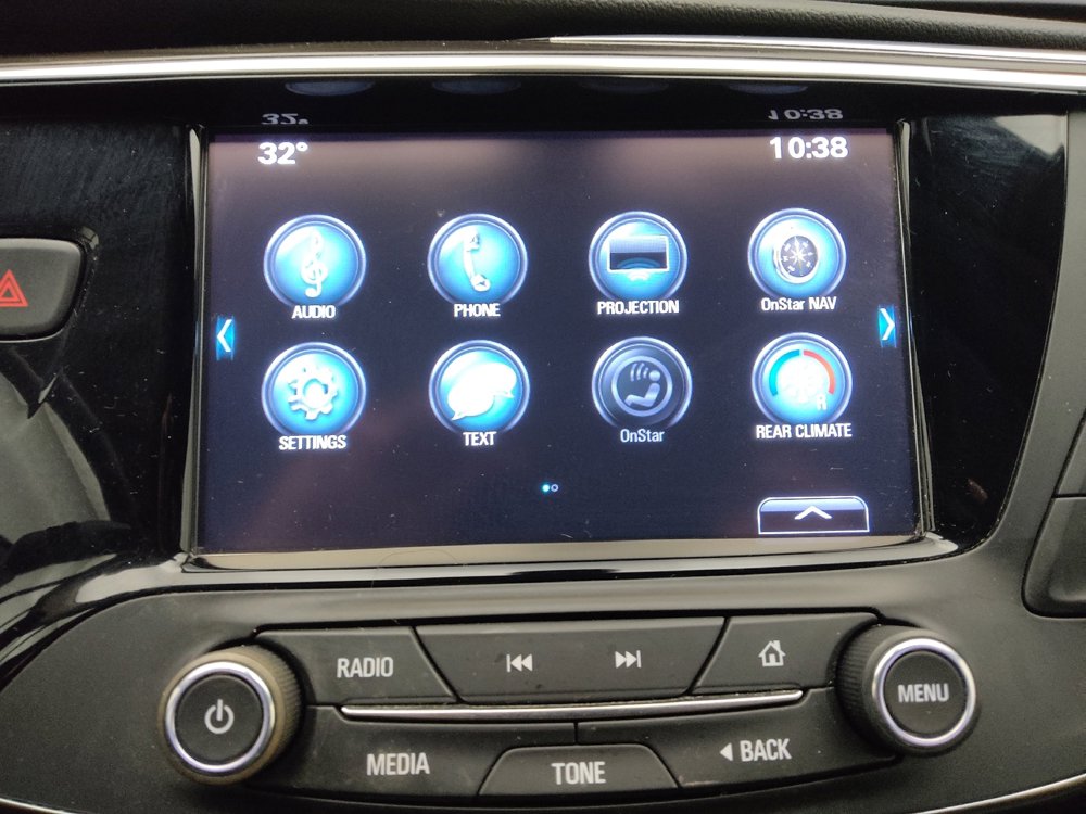 Used 2020 Buick Envision Essence image 25