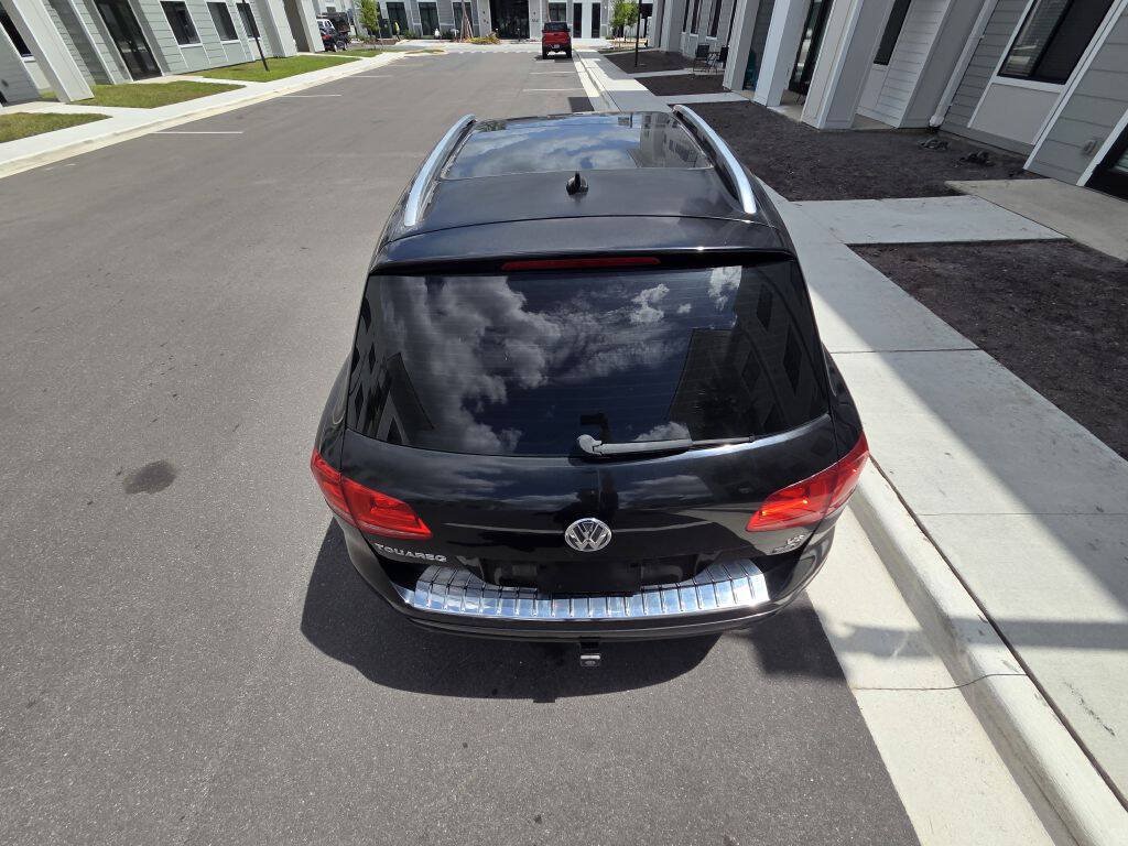 Used 2011 Volkswagen Touareg VR6 AWD/4WD image 8
